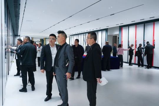 云图片