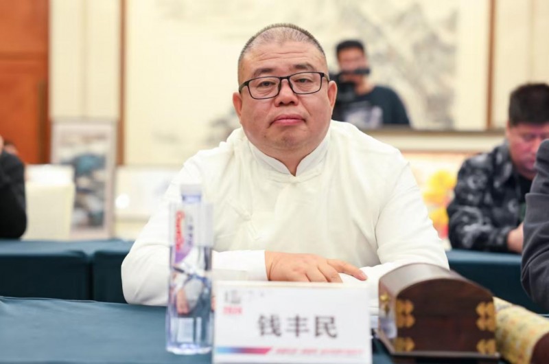怀絮从艺40周年展在人民大会堂五楼多功能厅隆重举行